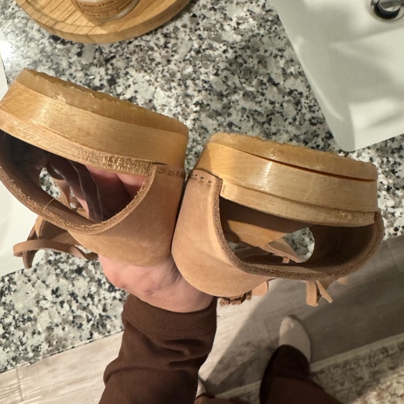 Bryr Clogs - Picture 11 of 11